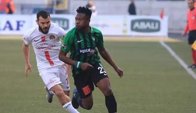 Onazi, Yukatel Denizlispor'dan ayrıldı