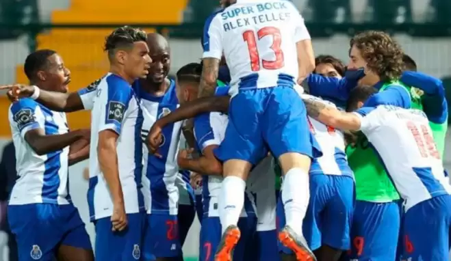 Porto ikramı geri çevirmedi, farkı 6'ya yükseltti