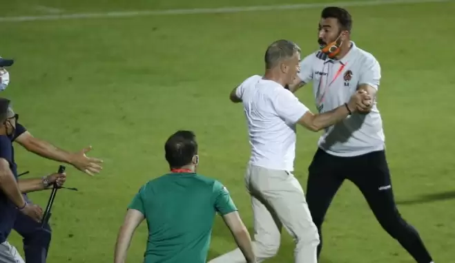 "Parmak sallanınca ben de Ağaoğlu gibi sahaya indim"