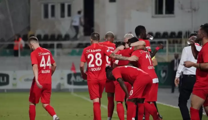 Gaziantep FK, deplasmanda Denizlispor'u devirdi!