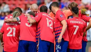 10 futbolcu, 1 antrenör pozitif! Çekildiler...