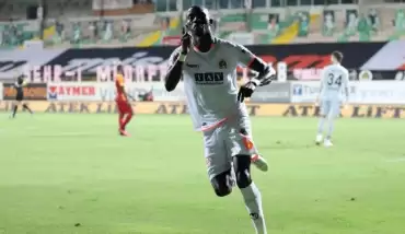 Fenerbahçe'den Papiss Cisse harekatı...