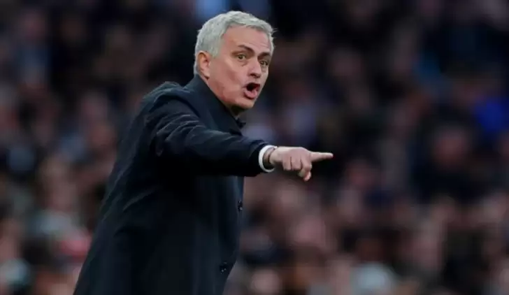 Mourinho'nun tazminatı dudak uçuklattı! Halefi hazır...