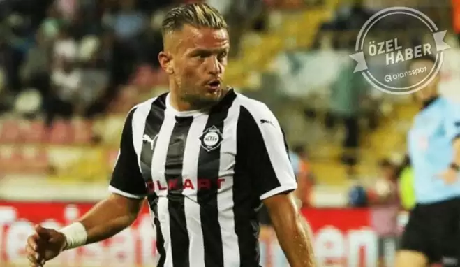 "Sözleşmemi 2 yıl daha uzattım"