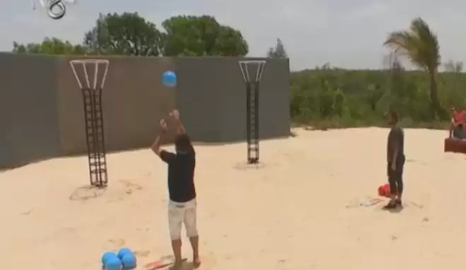 Barış ile Acun Ilıcalı arasında olan basketbol atışlarını izle