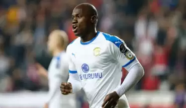 Antalyaspor'da imzalar devam ediyor