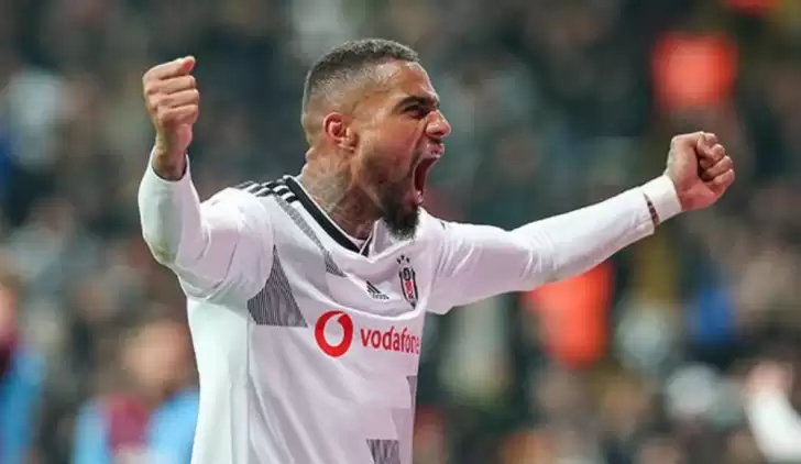 Boateng antrenmanda şov yaptı! Kung Fu... (Video)