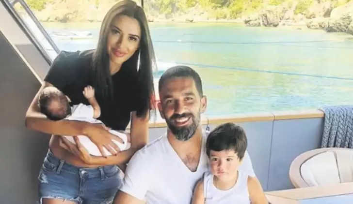 Arda Turan: "Hayatım film olursa eşimi güzel bir kadın oynamalı..."