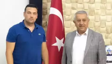 Mustafa Oğuz kimdir?