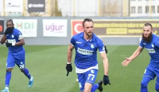 Jasmin Scuk, Altay'a mı geliyor?