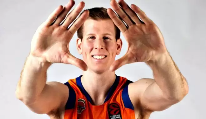 Galatasaray Doğa Sigorta, Brock Motum'u transfer etti