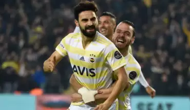 Galatasaray'dan eski Fenerbahçeli sürprizi!