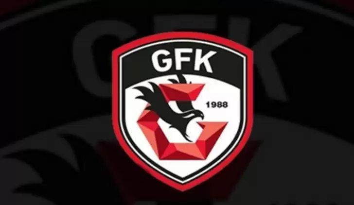 Gaziantep’te çifte transfer... Canlı yayında resmi açıklama!