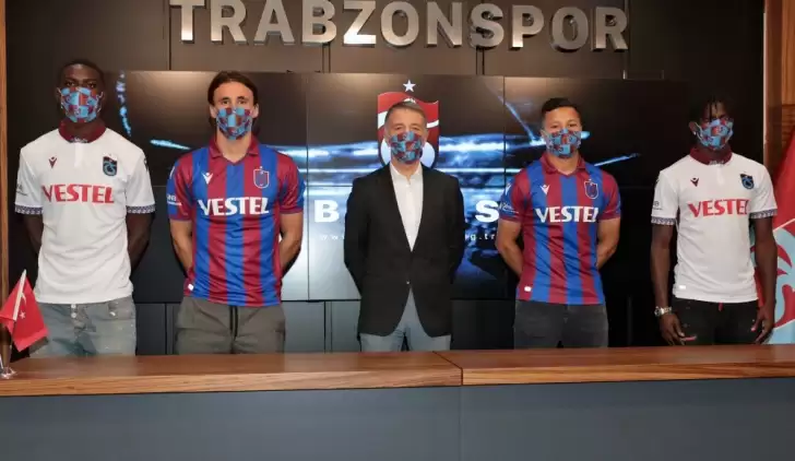 Trabzonspor'da 4 imza