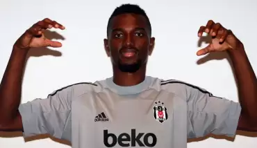 Bernard Mensah'ın lisansını çıkarıldı
