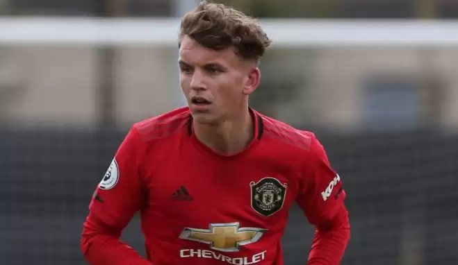 Manchester'dan ayrıldı, Beşiktaş'ı takibe aldı!