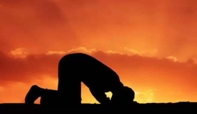 Akşam namazı nasıl kılınır, kaç rekat? Sünnet ve farz kılınışı