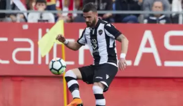 BB Eruzumrspor, Armando Sadiku ile prensipte anlaştı