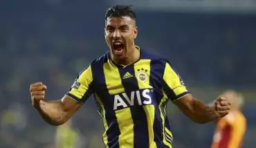 Fenerbahçe'de ayrılık kapıda! Nabil Dirar Fransa yolcusu...