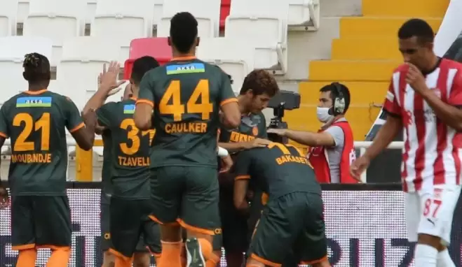 Alanyaspor'un 11'i açıklandı