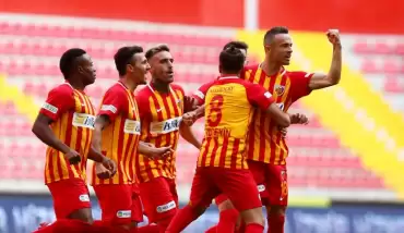 "Yeni hedefler koyabilen bir hoca istiyoruz"