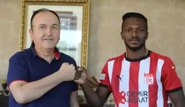 Kayode imzayı attı