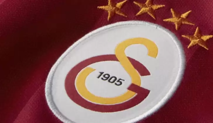 Galatasaray'da ayrılık! Eşyalarını topladılar...