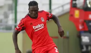 N'Sakala'dan sosyal medyada taraftara dikkat çeken yanıt!