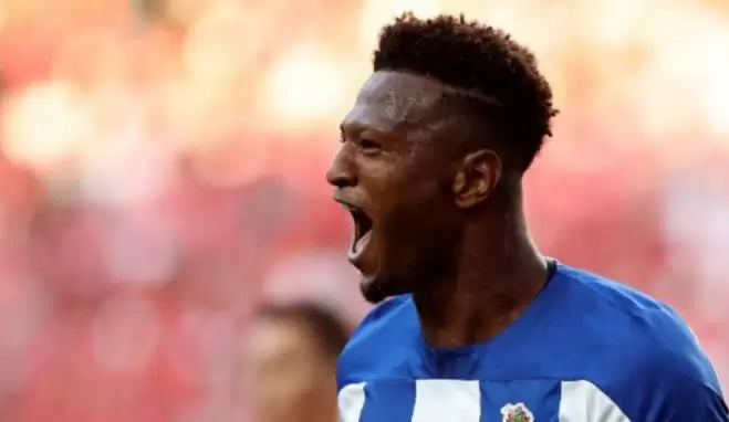 Ze Luis, transfer için resti çekti!