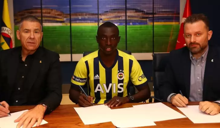 Papiss Cisse resmen Fenerbahçe'de!