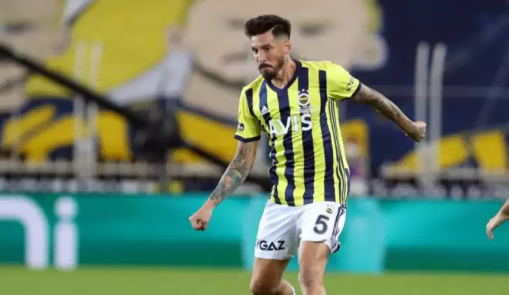 Jose Sosa'dan Transfer Açıklaması: "Estudiantes İle İletişim Halindeyiz"