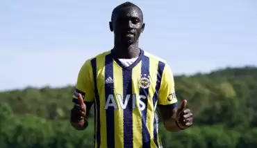 "Fenerbahçe reddedilemeyecek kadar büyük bir kulüp"