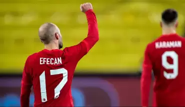 Efecan Karaca formayı bırakmıyor! Rusya maçı...