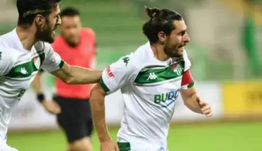 Bursaspor’da Özer Hurmacı sevinci
