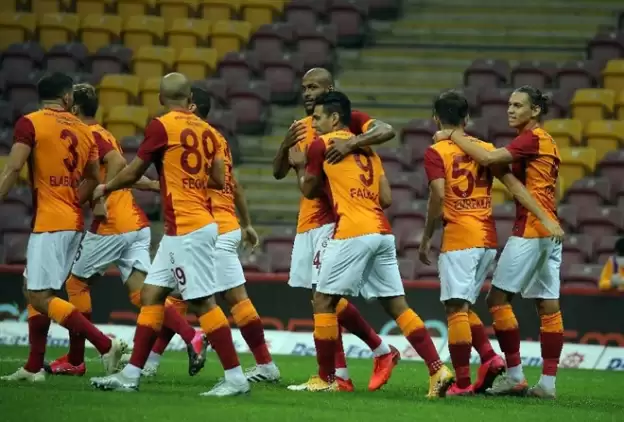 Galatasaray ile Alanyaspor 9. randevuda