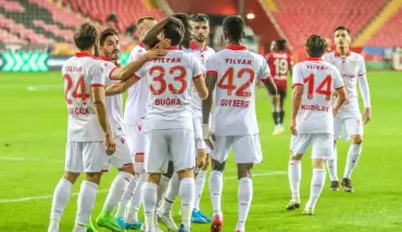 Samsunspor tek attı, 3 aldı!