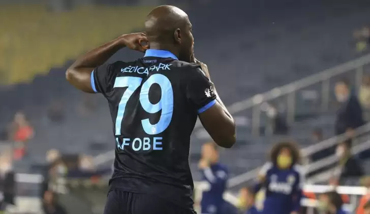 Canlı yayında Afobe itirafı: "Uçak biletini bile almıştık ama Trabzonspor..."