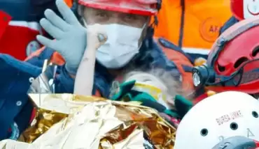 '65 saat sonra Elif Bebeğin kurtarılma anı'