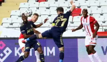 Alman yıldız Podolski’nin golleri Antalyaspor’a yetmedi