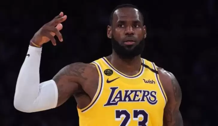 Biden seçimi kazandı; LeBron puroyu yaktı