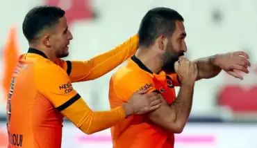 Arda'nın 11 yıllık hasreti! Maça kilitlendi...
