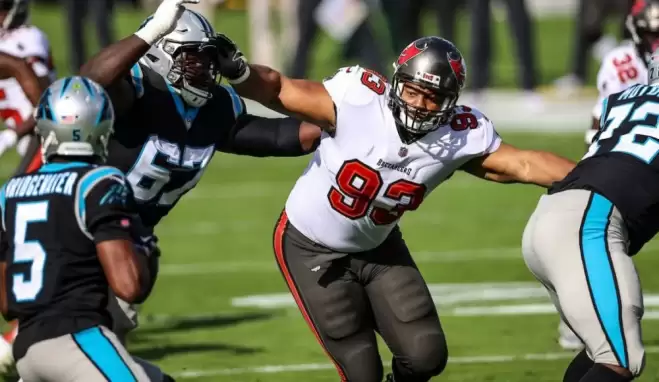 Buccaneers Panthers'ı evinde ikiye katladı