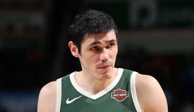 Ersan bir kez daha yuvadan ayrıldı