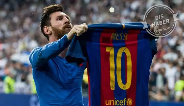 Lionel Messi için 10 yıllık teklif... Premier Lig'e mi gidiyor?