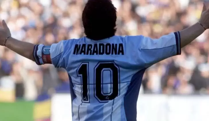 FIFA'ya Maradona çağrısı: "10 numaralı formalar emekli edilsin"