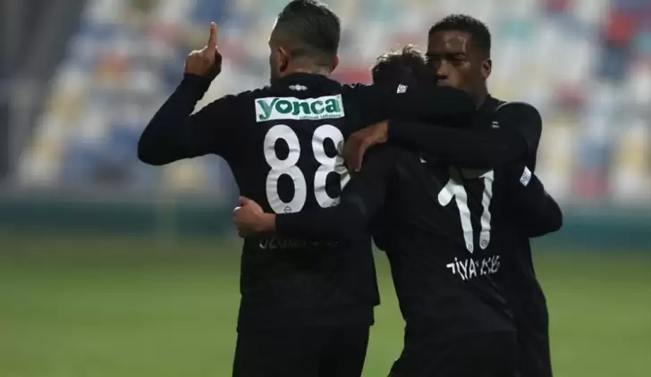 Altay, sahasında Bursaspor'u 3-1 ile geçti