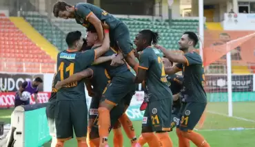 Aslan, Salih Uçan ile anlaşmaya vardı