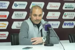 Erkan Sözeri: "Siyah ve beyaz kadar ayrı iki yarı oynadık"