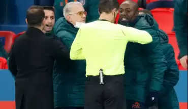 Pierre Webo kimdir kaç yaşında? PSG - Başakşehir maçında ırkçılık söylemi!