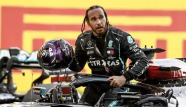 Lewis Hamilton'dan Webo'ya destek